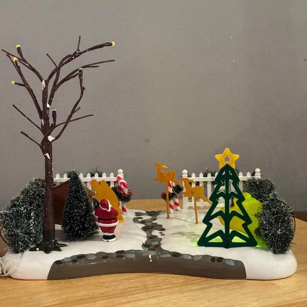 Department 56 Festive Front Yard Village Accessory 52506 Lighted w/ Box Dept 56